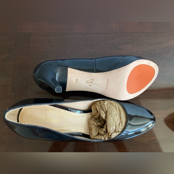 Cole Haan black heels; 8-1/2 B - Picture 2 of 2